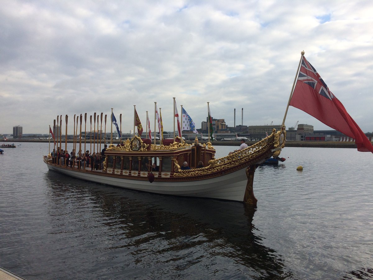 GlorianaQRB's tweet photo. Well done to the winning crews from @harrisfed #Glorowin Winners of the first Gloriana Achievers' Day - they're rowing The Queen's Rowbarge https://t.co/Vtb5Z9lNSd