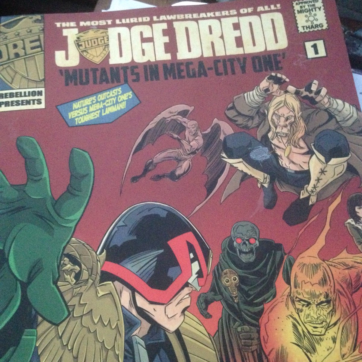 ISGFilms's tweet image. Morning reading 🤘...#judgedredd #mutants #iamthelaw