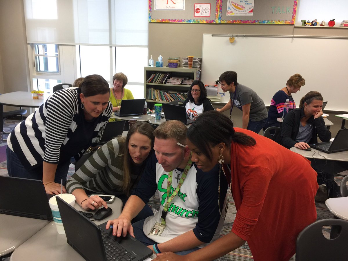 M19_MES's tweet image. Such a productive day teaching one another! #M19pride