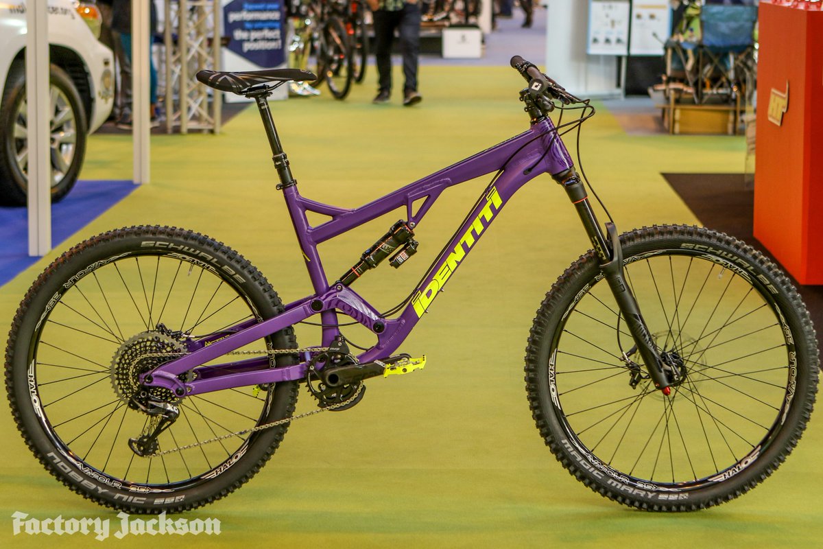 factoryjackson's tweet photo. Check how nice the @IdentitiBikes Mettle is - full gallery here!

https://t.co/cNG9Hhzy4i https://t.co/dzONF73Mv1