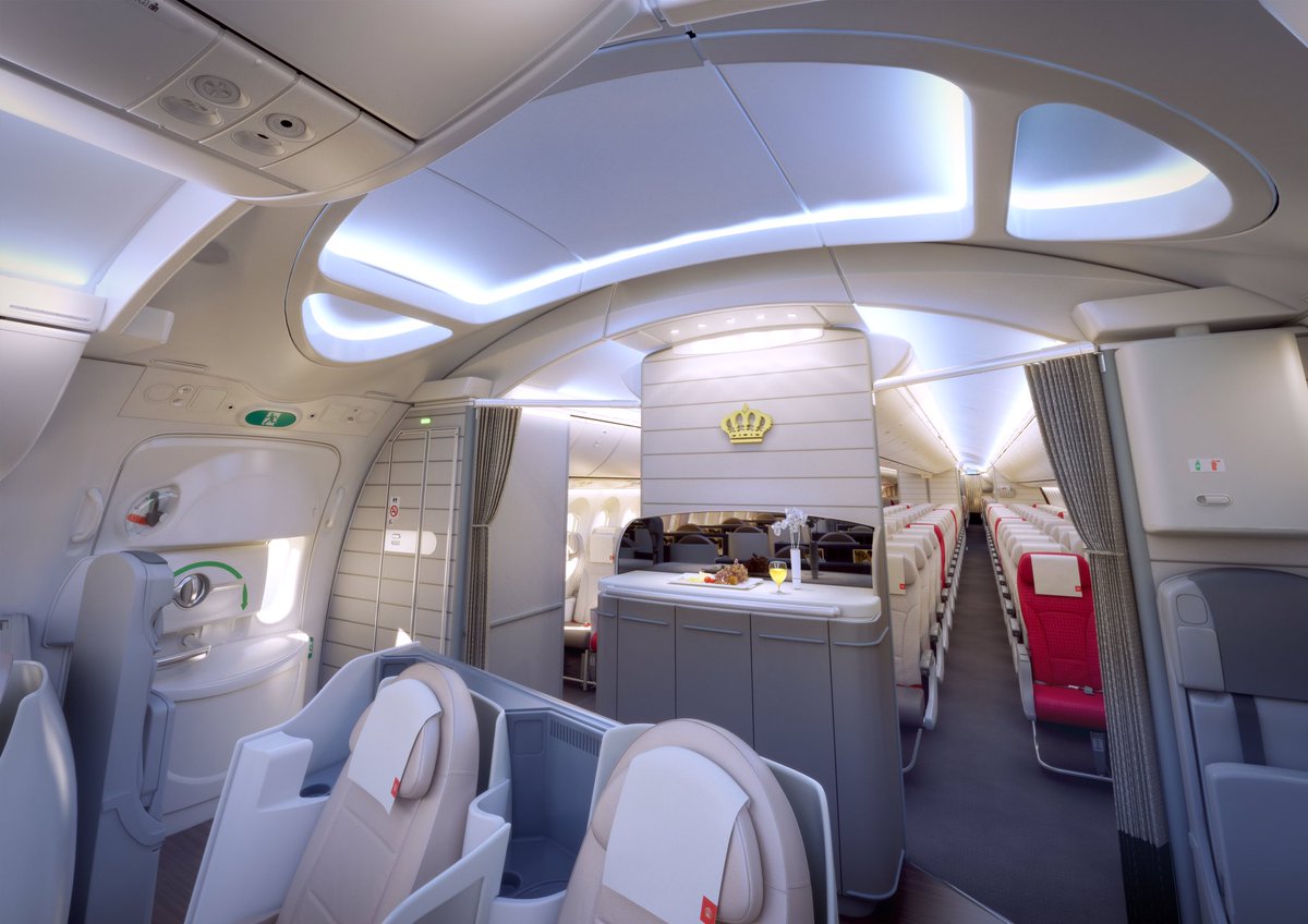 roamaroo's tweet photo. So excited to fly @RoyalJordanian #CrownClass to #Jordan ! Their new 787 is redefining #luxurytravel @VisitJordan #travel #luxury https://t.co/WPfypClZuy