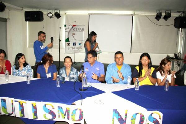 Consulta pública sobre Ley del Autismo. 

ow.ly/OvkC304Xi81