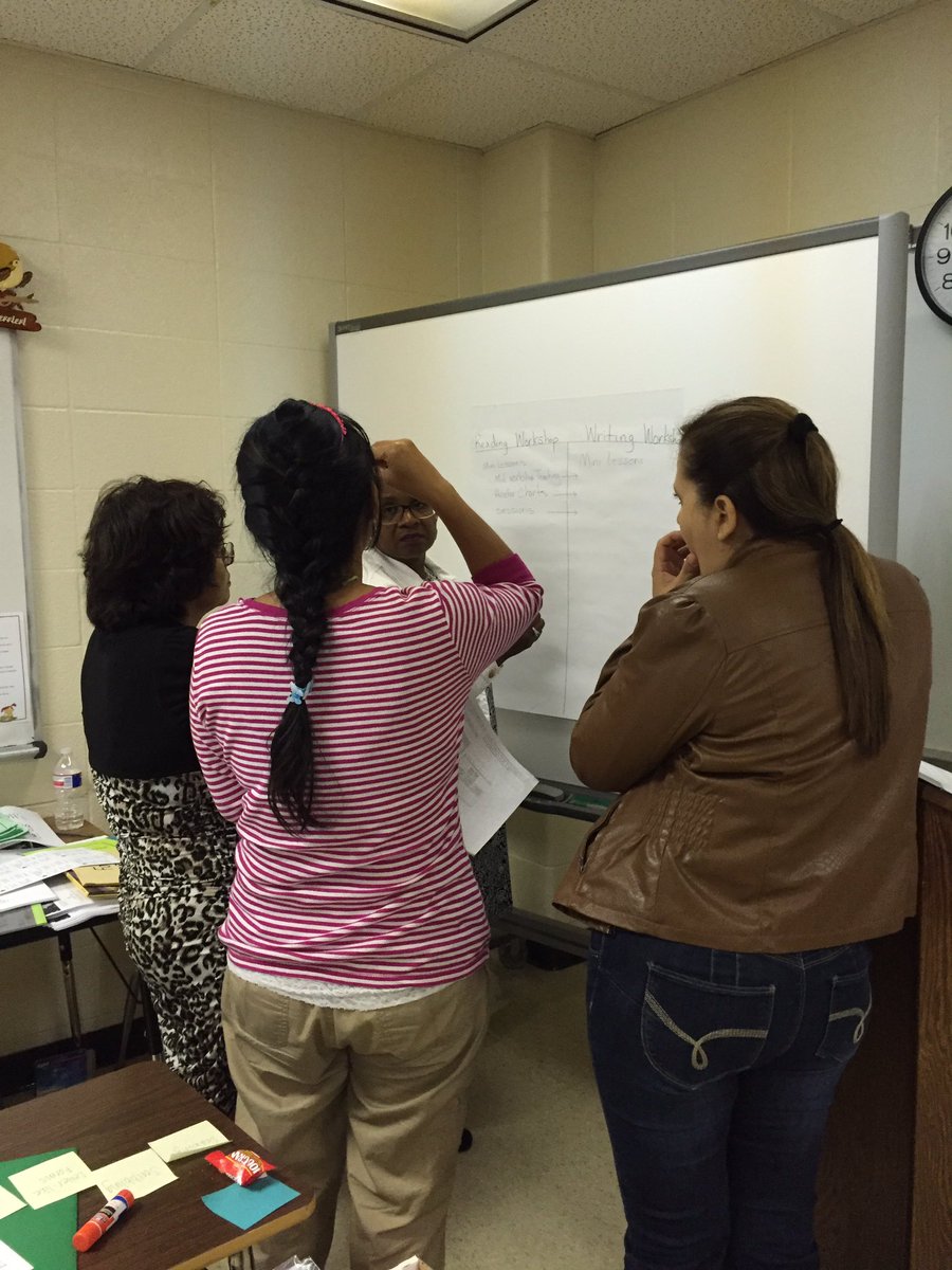 LovelaceJoycee's tweet photo. Caution: Educators at work!
#primarylit @PrimaryELA https://t.co/qKaRaWUQze