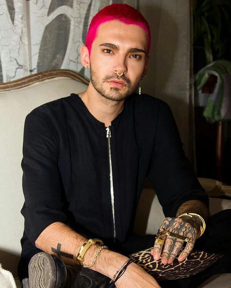 ViolettaTHLiebe's tweet photo. Bill Kaulitz's interview for Russian magazine.
#Billy #BillyRussia
ENG translate: https://t.co/Gv2upOt2hW https://t.co/R1XtxEPWbJ