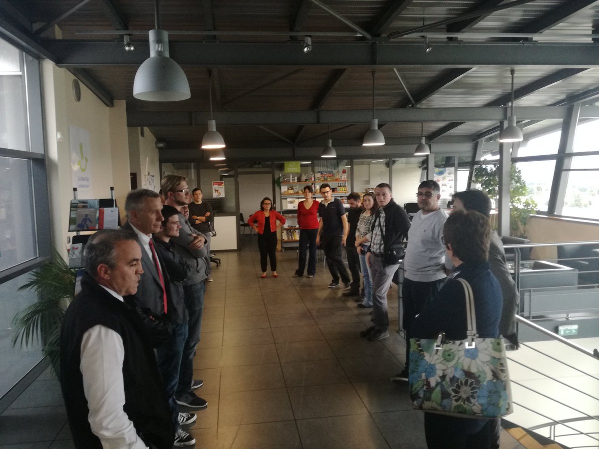 AVitrolles's tweet photo. Bienvenue #codivores et #numnco, 2 entreprises numériques @Polen dont un collectif né avec d'anciens stagiaires de @codincamp https://t.co/O1F1BfCd2O