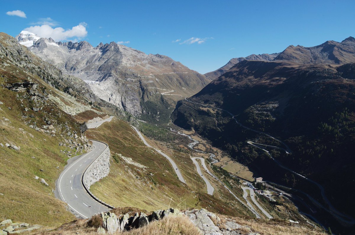 PascalHeyman's tweet image. As good as it gets in @MySwitzerland_e @valaiswallis Swiss Alps: #Grimsel and #Furka pass routes, Rhône glacier and river source, Gletsch