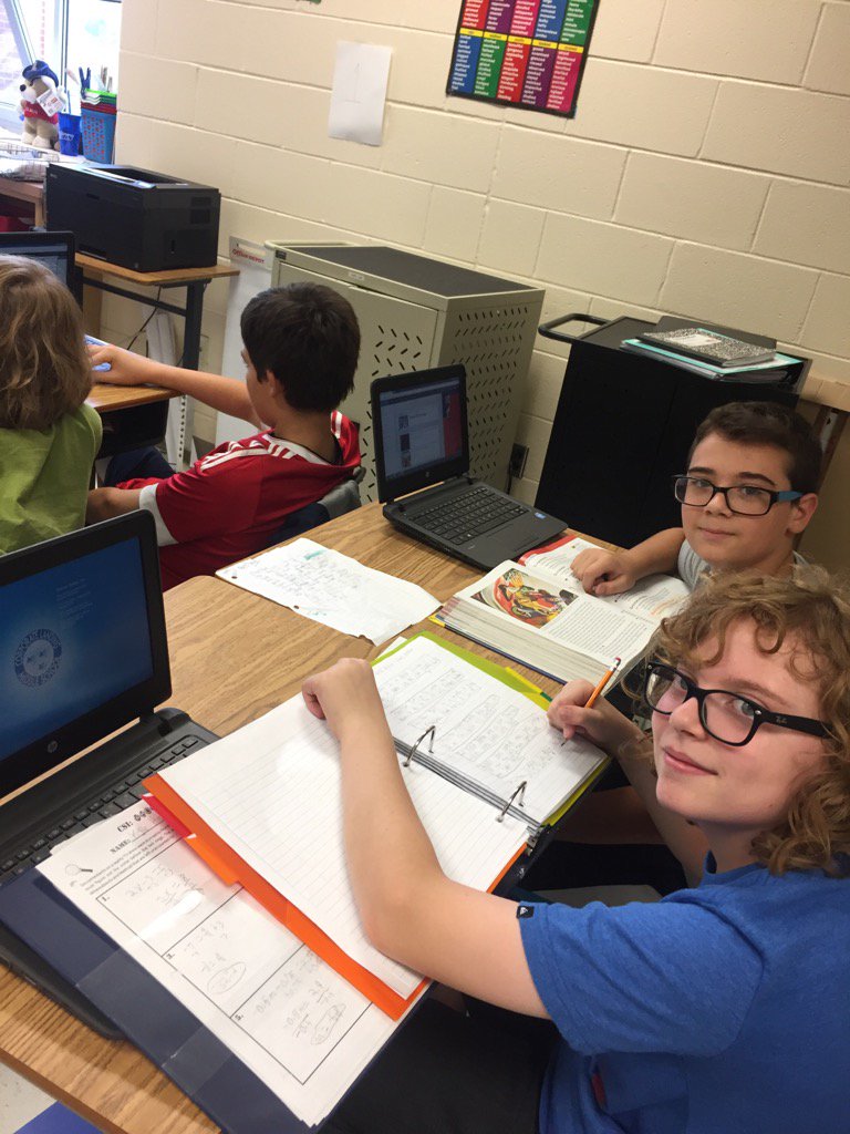 lydiasmith70's tweet photo. Students collaborate on creating a Sway Theme in Greek Myths@CLMSJETS https://t.co/Nc3eU6aGeH