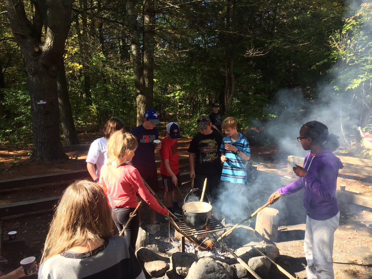 Students from across #ALCDSB enjoying Best Foot Forward. Such a beautiful day! <a href="/HRFrinkCentre/">Frink Centre</a>