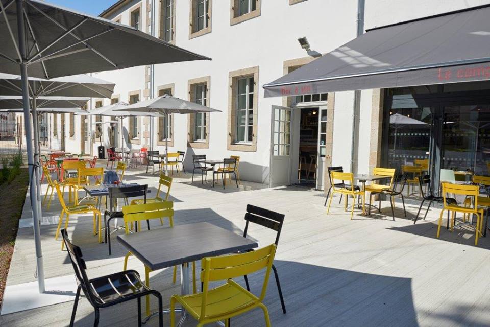 ThePlacetoBio's tweet photo. On termine en beauté avec Le Comptoir du Théâtre de Xavier Hamon, passionné du terroir breton #ThePlaceToBio
https://t.co/lahVjvzFU6 https://t.co/WbvDROkJWy