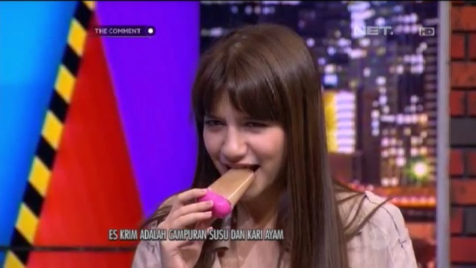 CVCool_'s tweet photo. Gmna enak kan Cass😂 Repost? Tag. #CassieAtTheCommentNetTV @CassandraaLees @cassandrasleee https://t.co/DVyCMc8tFK