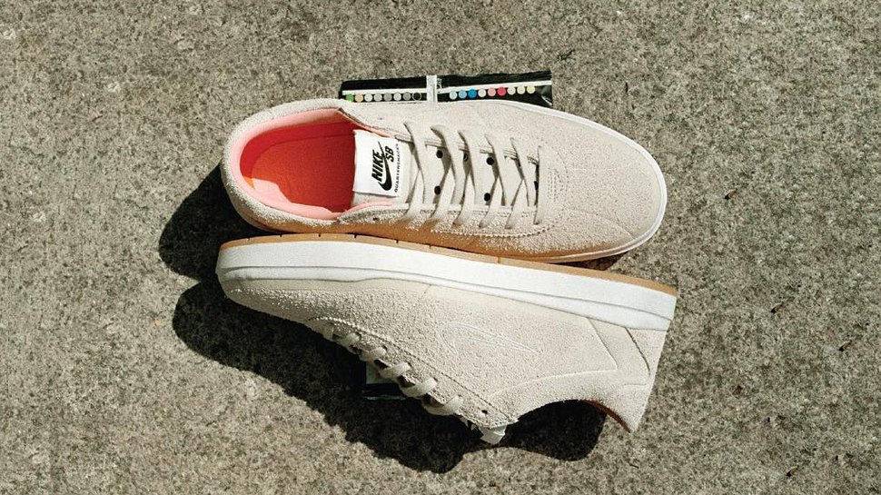 FNGmagazine's tweet photo. Quartersnacks x Nike SB Bruin Hyperfeel Teaser https://t.co/YddujTaQjB https://t.co/tCpxfMNbnP