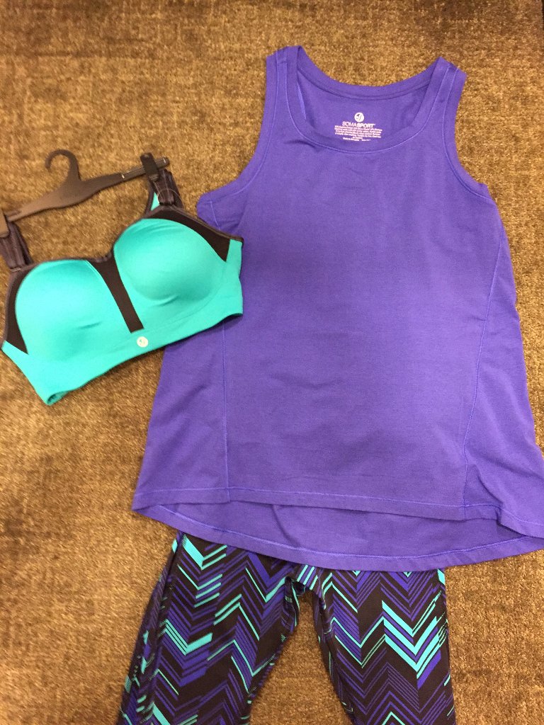 TheShoppesatEV's tweet photo. Happy Friday! We are pumped for the new Soma Sport Collection at Soma Intimates. #lovesoma #workout #fashion #style #shopping https://t.co/yuWd6KKH47