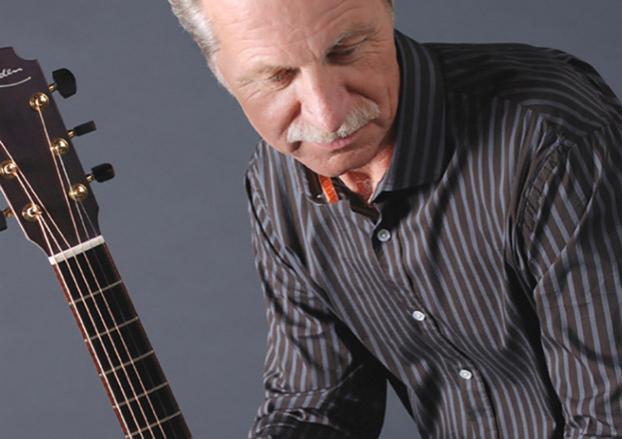 GuitarWorld's tweet photo. New #AcousticNation Lesson: Alex de Grassi’s Meditative Guitar Work https://t.co/0OZkqfuBcA #alexdegrassi https://t.co/y31IlVXBqI