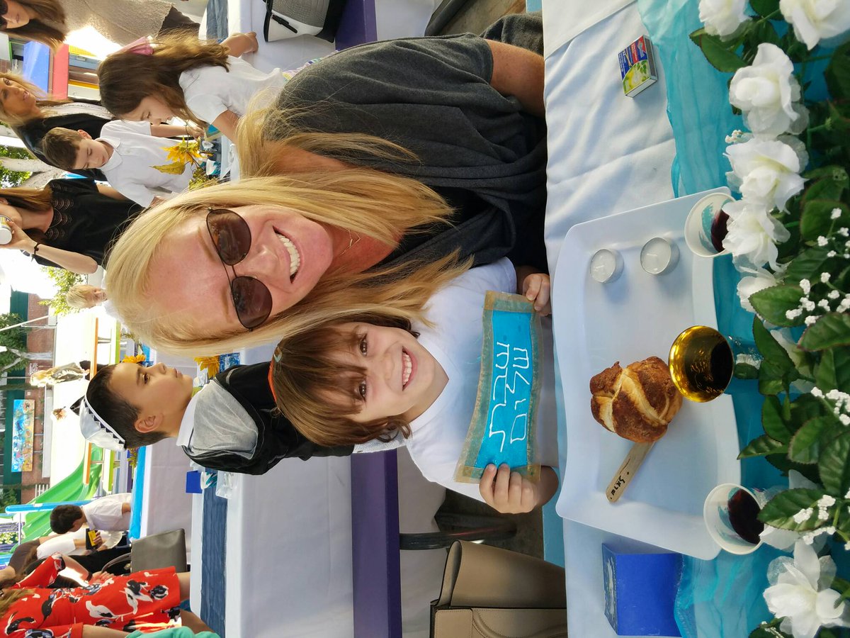 VBSDaySchool's tweet photo. All of Kindergarten celebrated Kabbalat  Shabbat with their parents today. https://t.co/7SXltDt460