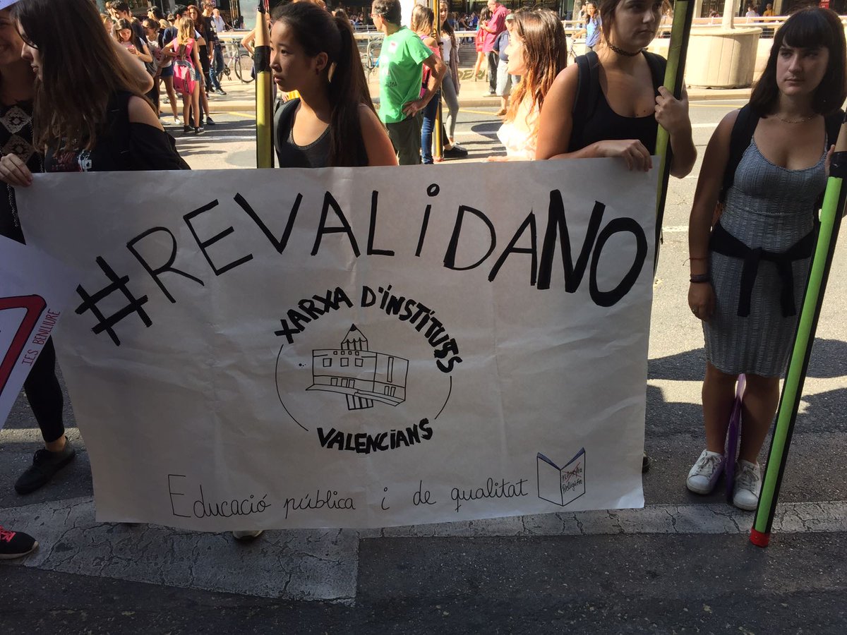 UnidosVsLOMCE's tweet photo. Fins la pròxima! https://t.co/vNpebdUMJu