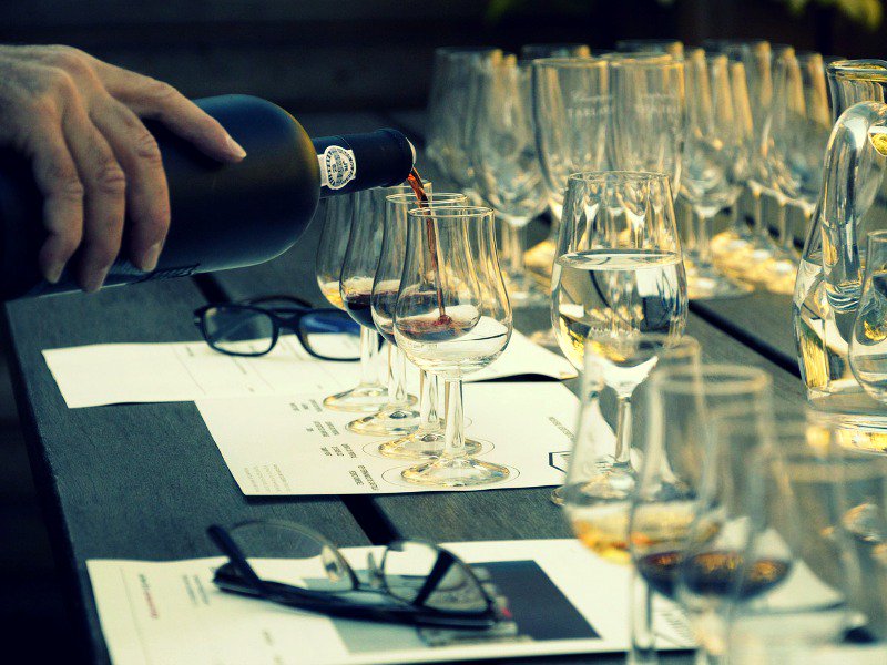 ¿Cómo elegir el vino DO para este fin de semana? Una guía fácil para entenderlo, cortesía de <a href="/Gastronomistas/">Gastronomistas</a> bit.ly/2cY1rdM