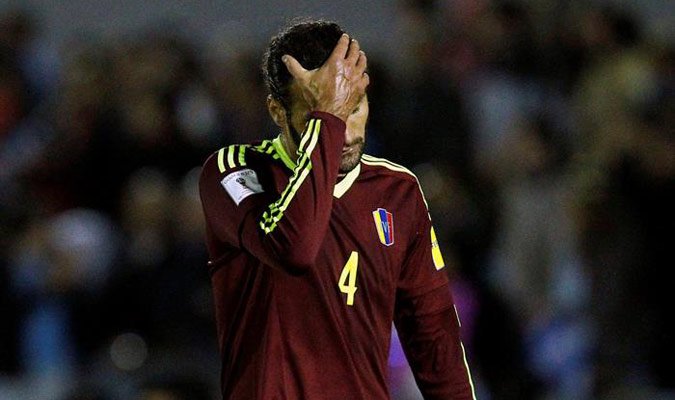 Meridianoonline's tweet photo. #Eliminatorias || La #Vinotinto fue un espejismo que se transformó en pesadilla https://t.co/5SwnGDcuIz https://t.co/GXhhvm4sEb