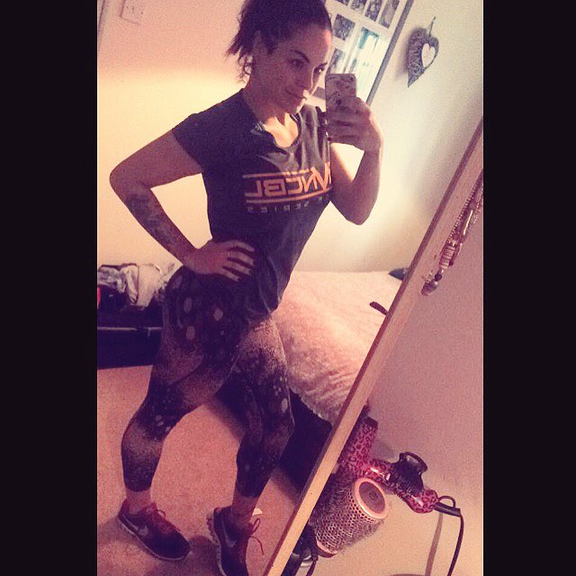 Pippa_A_Merrell's tweet photo. #legdaypump #glutes #invncbl #ocr #training #fitfam #dailygrind #preparingforthetriadwin https://t.co/uCKcaVwAH8