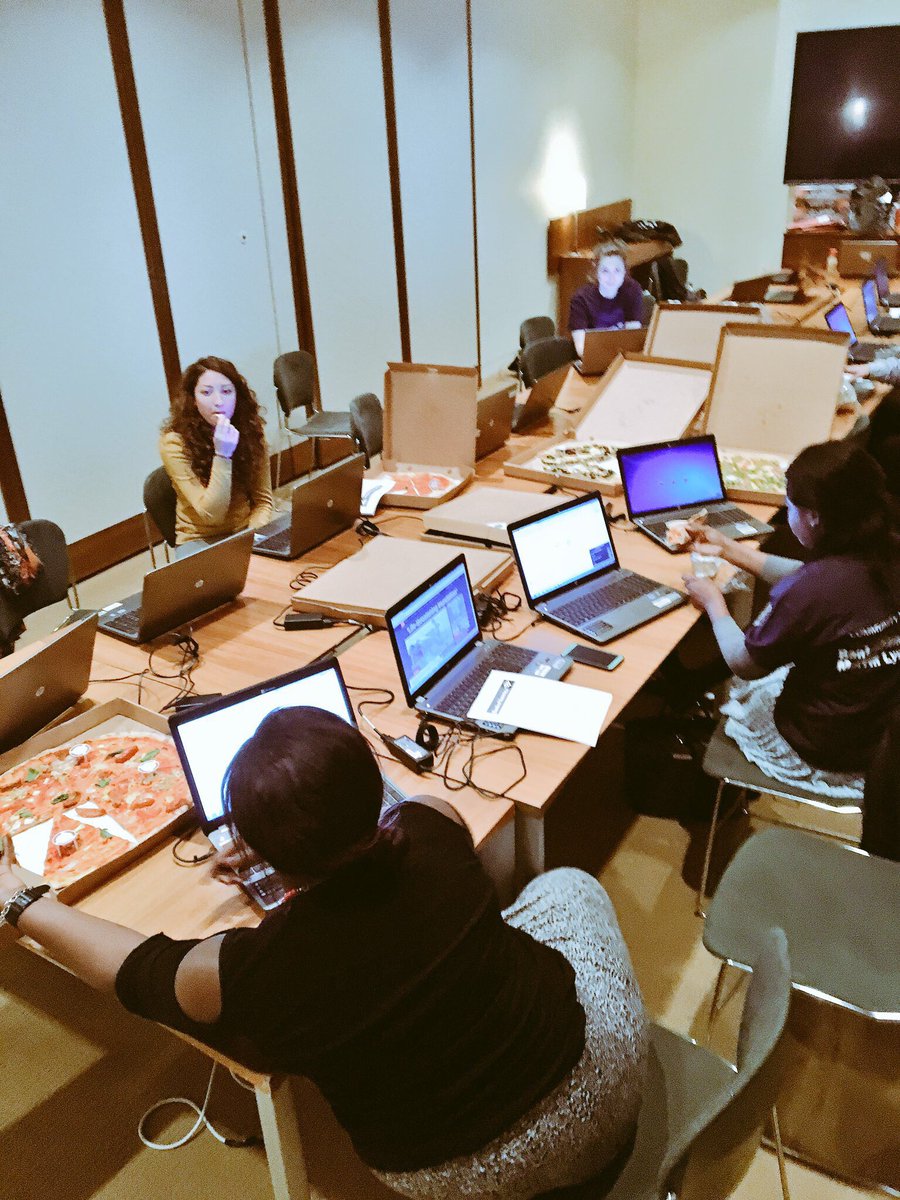 JanaNovohradska's tweet image. Pizza and coding @Stemettes @BofAML #foodcodewknd