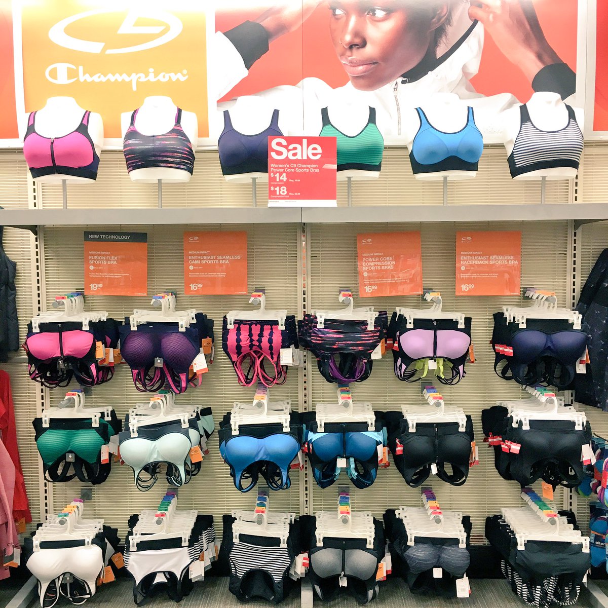 queenvml818's tweet photo. Women's C9 back wall is now a Sports Bra Shop! 🙌🏽 #ScrappyandDelight #vmtl #merchandising #target https://t.co/aOrcUije3H