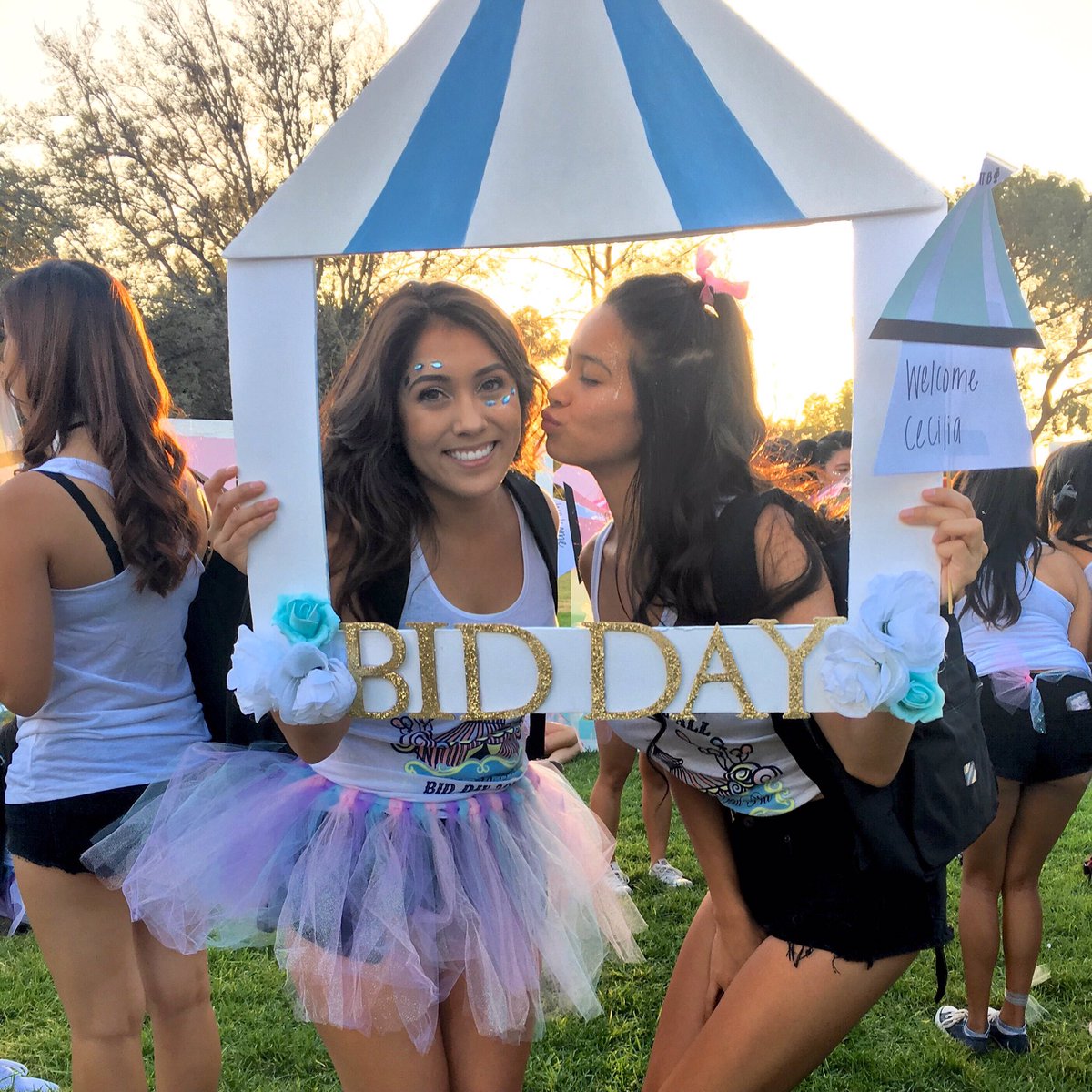 ucrpiphi's tweet photo. Welcome to the PHInest Fall 16! 😍💘#BidDay2016 https://t.co/VPm311R1d8