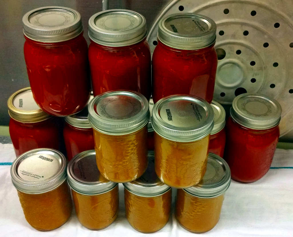 MurgatroidTO's tweet photo. We have jars of our Handmade Catsup and also Ghost Pepper Peach sauce for sale! #Cabbagetown #eatlocal #handmade https://t.co/HUA04tLDrz