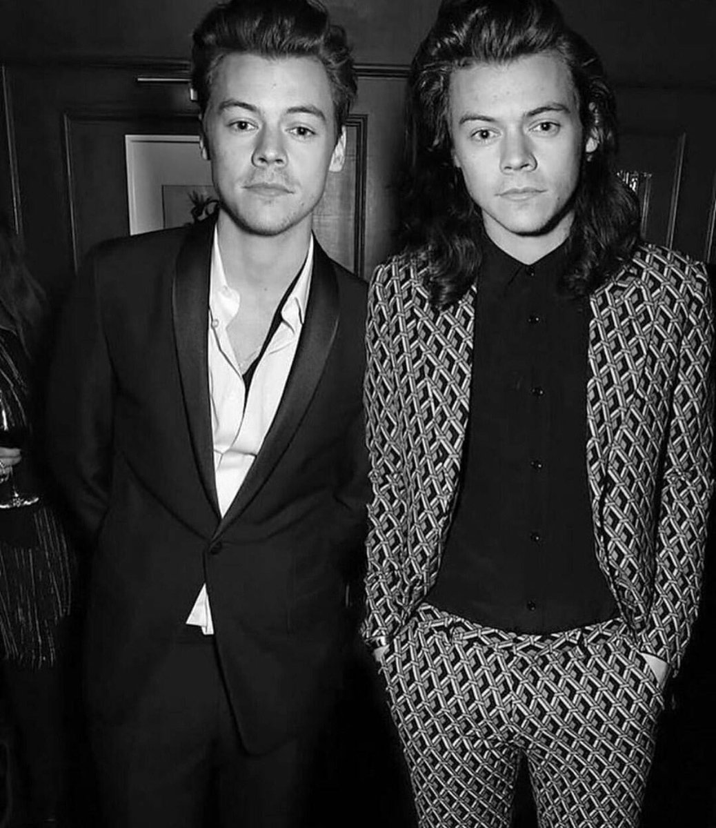 harrybanano's tweet photo. Harry 2015
Harry 2016
😱😌😍💜
Este chico es todo un modelo
#HarryStyles https://t.co/JJmLpj5ZBV