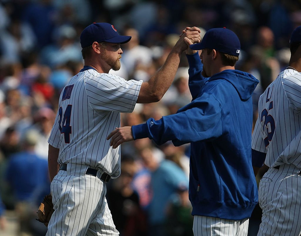 Cubs's tweet photo. #NLDS Game 1

National anthem: Wayne Messmer
First pitch: Billy Williams
Play ball: Mike Ditka
7th inning stretch: Ryan Dempster, Kerry Wood https://t.co/Mfd7hTbN8z