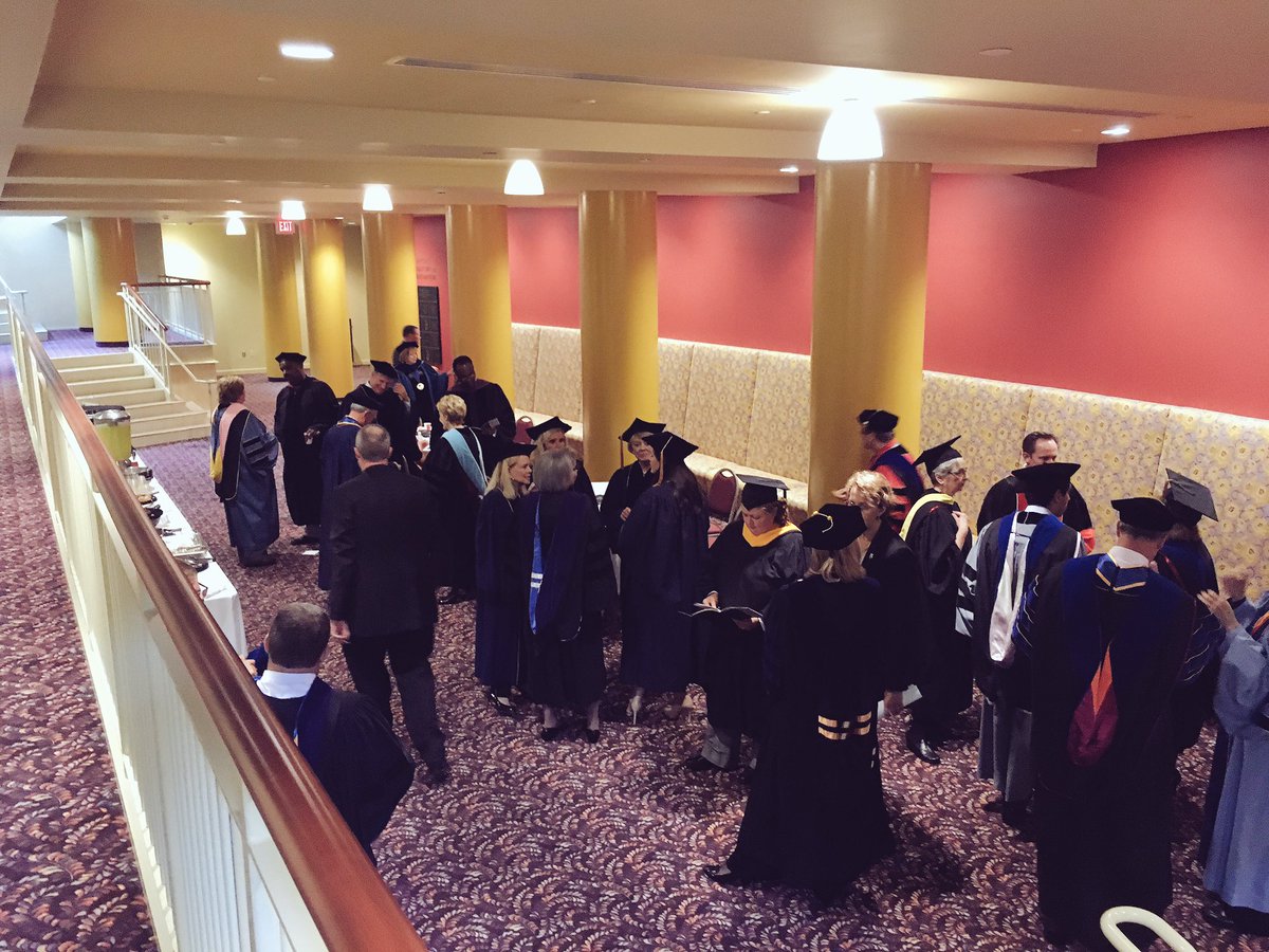 HigheredTerry's tweet photo. Getting ready for the #UNCGChancellor11 installation! https://t.co/LIZyY8HwW8