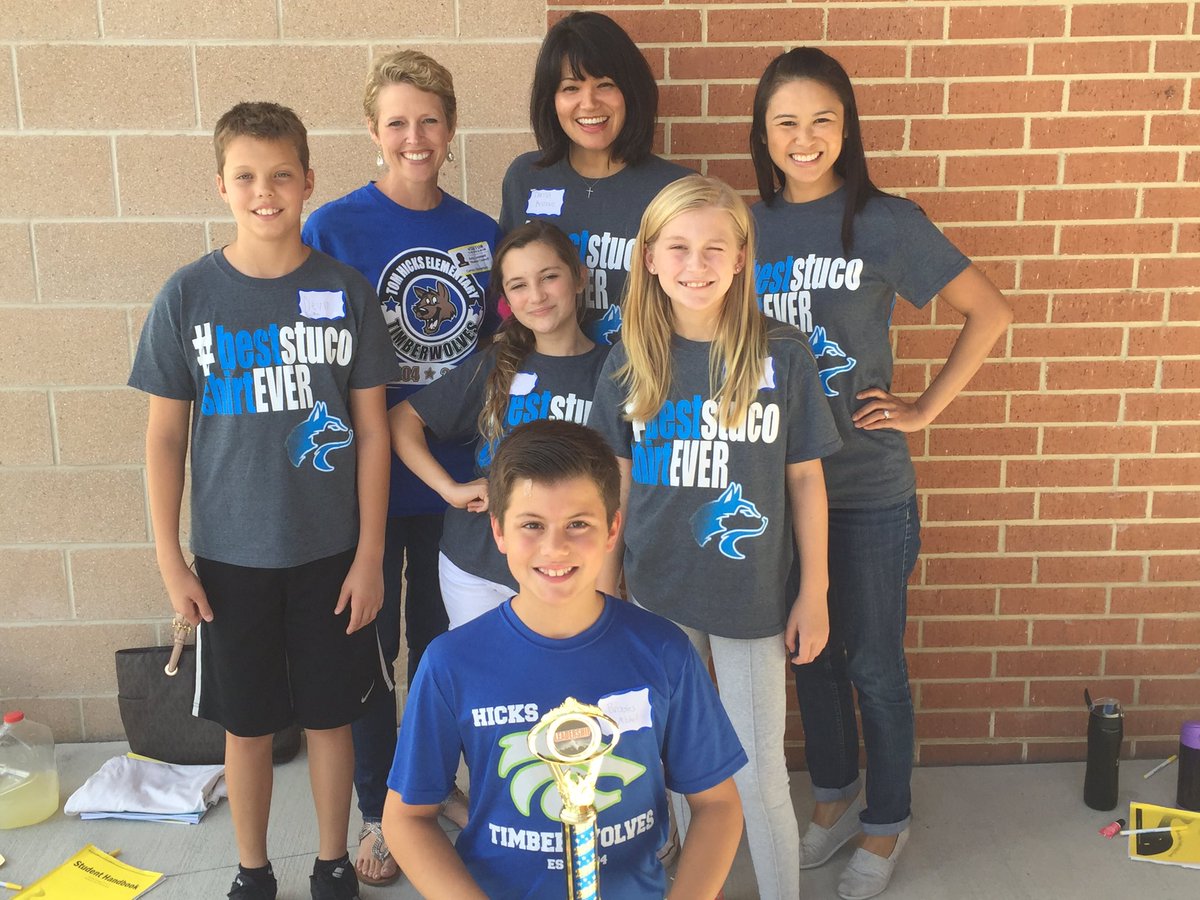 DBevenue's tweet photo. Leadership training for our StuCo officers! @HicksElementary #stucoleadership https://t.co/2VM98uwuzj
