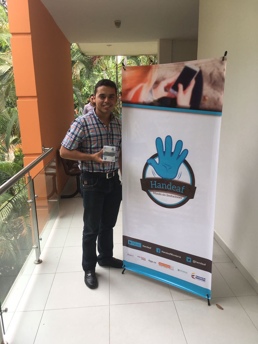 handeaf's tweet image. Handeaf haciendo los últimos ajustes para ser la mejor opción para la comunidad #sordos gracias a @AppscoMacondo @MacondoLab @Ministerio_TIC