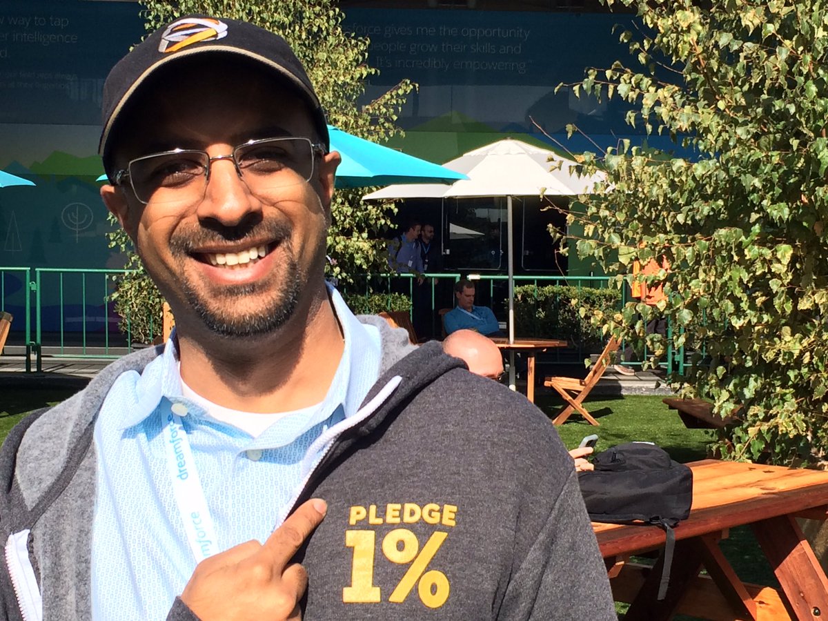 AmitDaveSE's tweet photo. Big news for @salesElement ! We took the 1% pledge!!! @PledgeOne https://t.co/UTdajvJHXi
