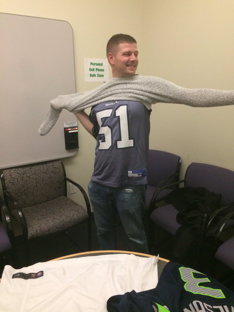 MagnanimousGent's tweet photo. Boss dress up day. The many layers of Jared @BOTHELL_CC #CSAW #AwesomeATSD #BEAST https://t.co/msPTldYxbZ