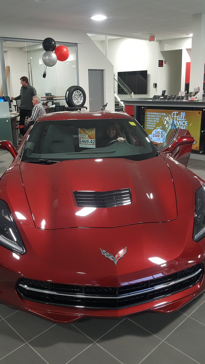 tleavitt76's tweet photo. Our #FeedtheBug was great today! Thanks to @DavisGMCBuick for lending us the fabulous Yukon's. @lewiskarly20 in the Vette! #TigerPride https://t.co/15iMeMf9bJ