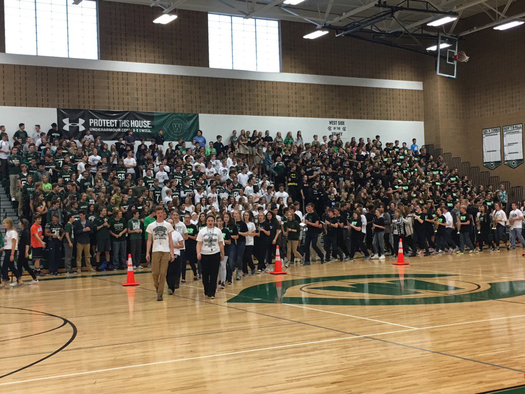 Mr_Krynicki's tweet photo. Stands are packed.. band is loud..welcome to OUR homecoming assembly!! #WCCommunity https://t.co/QQ9hDqK1WC