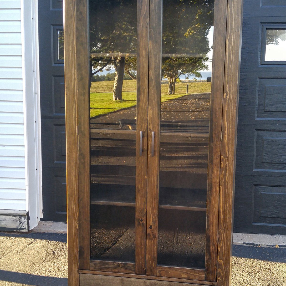 ekrustictimber's tweet photo. Newest completed piece - Curio Cabinet. 
https://t.co/ChPadNy9Xc
#pei411
#nb411
#ns411
#custom
#maritimes https://t.co/v04vSouWRj