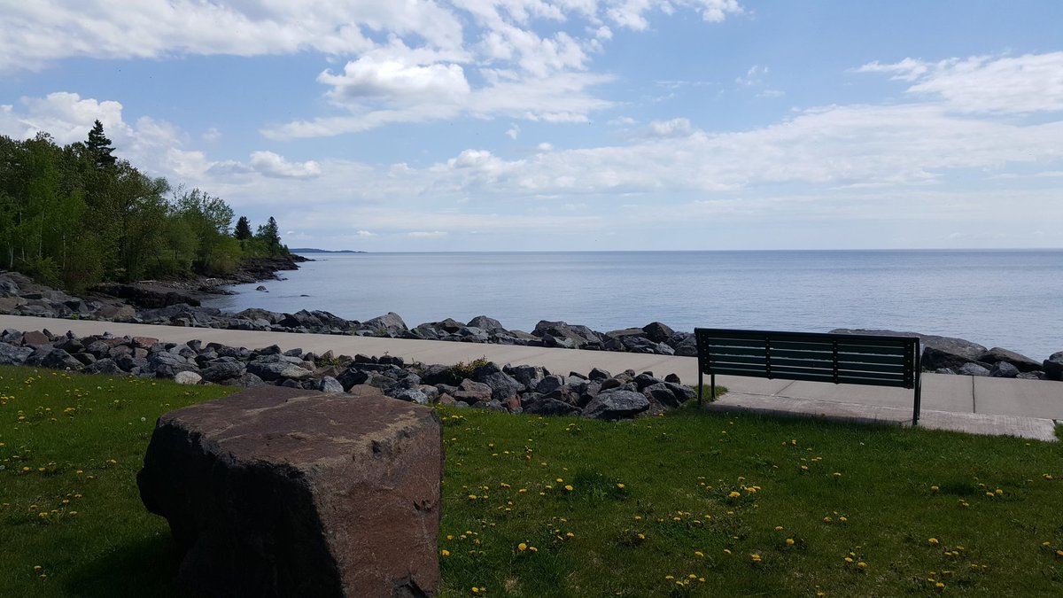 tbmclellan's tweet photo. #FridayFeeling https://t.co/JV7fBmN5nk