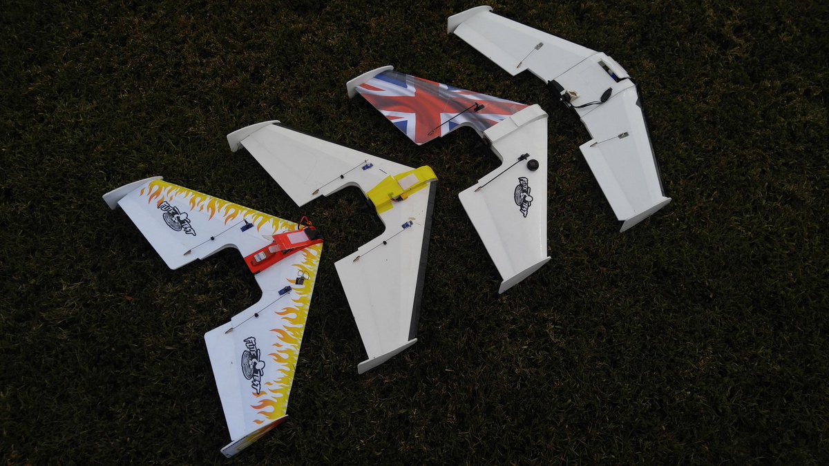 NoAgendaDrones's tweet photo. #MiniArrows anyone? @FliteTest @FTafterhours @AndreRousseau @WoodyWouldntHe https://t.co/qq08BDTFKj