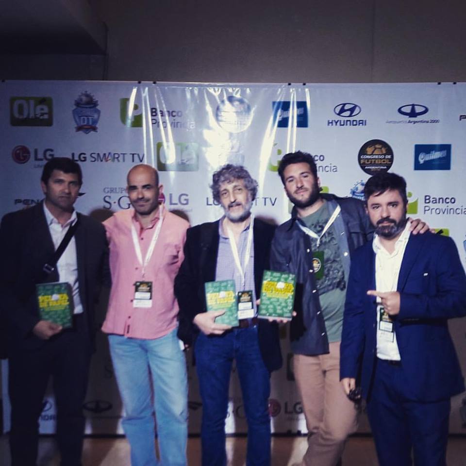 LibroPelota's tweet photo. Acá, @LibroPelota, en @congresodfutbol con Rubén Capria, @eduardosacheri, Ariel Scher, @taponesdefierro y @juankyjurado. Seguimos, seguimos. https://t.co/9ZjFh6ta8m