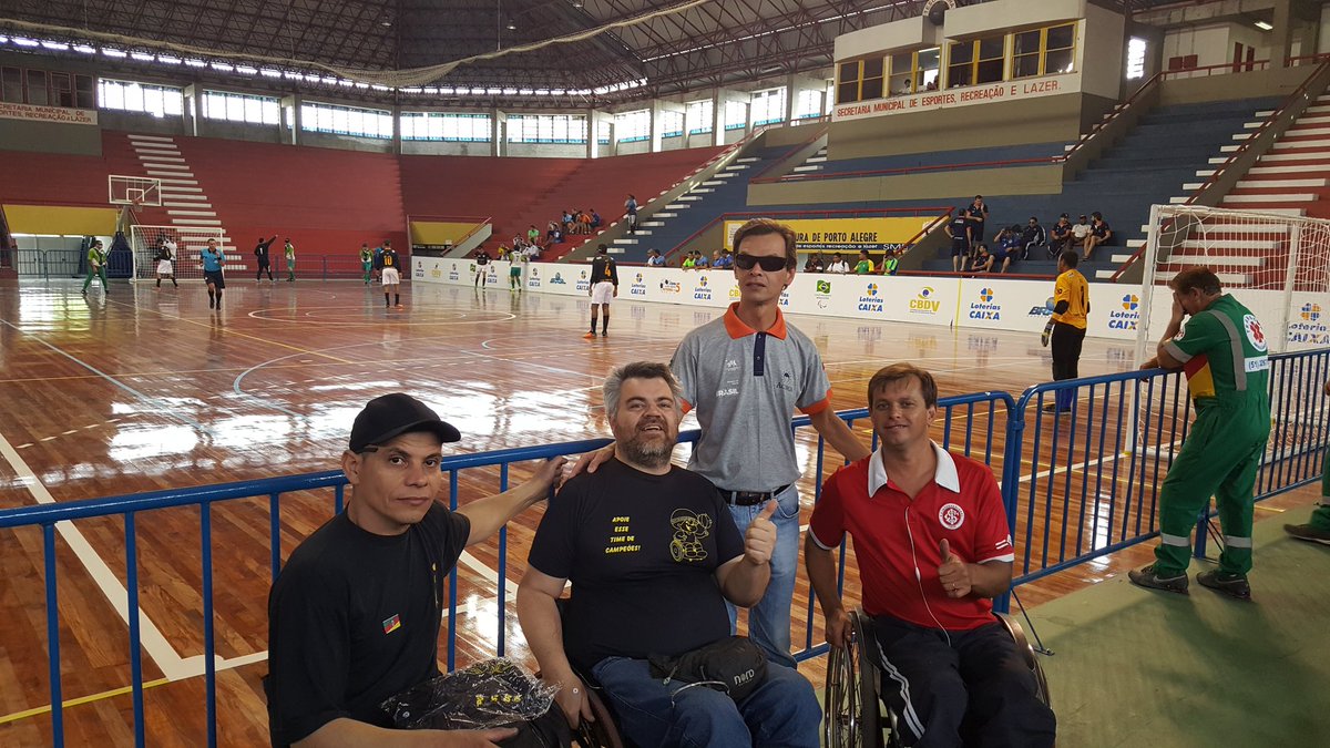 RSPARADESPORTO's tweet photo. Guerreiros da RS Paradesporto  prestigiando o Campeonato Brasileiro de #Futebol5
#FutCegos no Tesourinha https://t.co/1ViBHOsT5n
