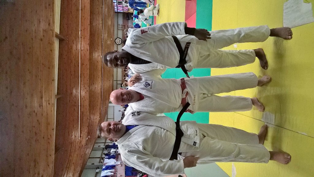 Edwards1968Gaz's tweet photo. Great camp in France with Winston Gordon and lee calder https://t.co/pCYia1JmT4