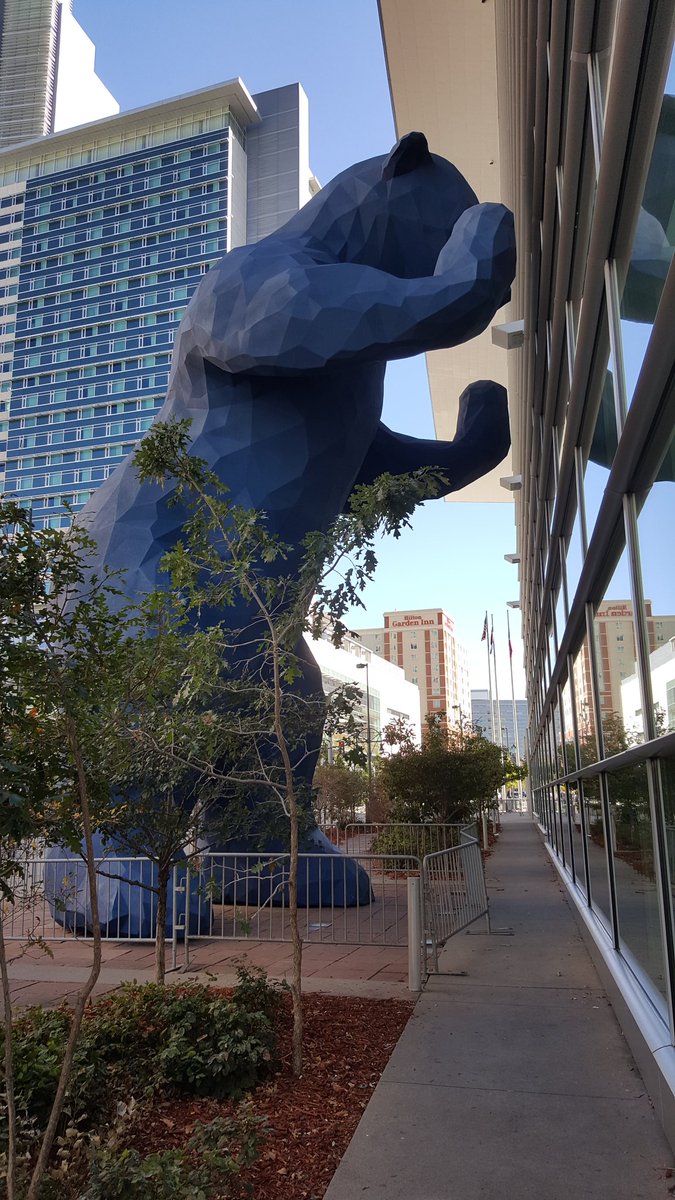 EddyWillems's tweet image. Oh no .. a bear attacking the #VB2016 conference