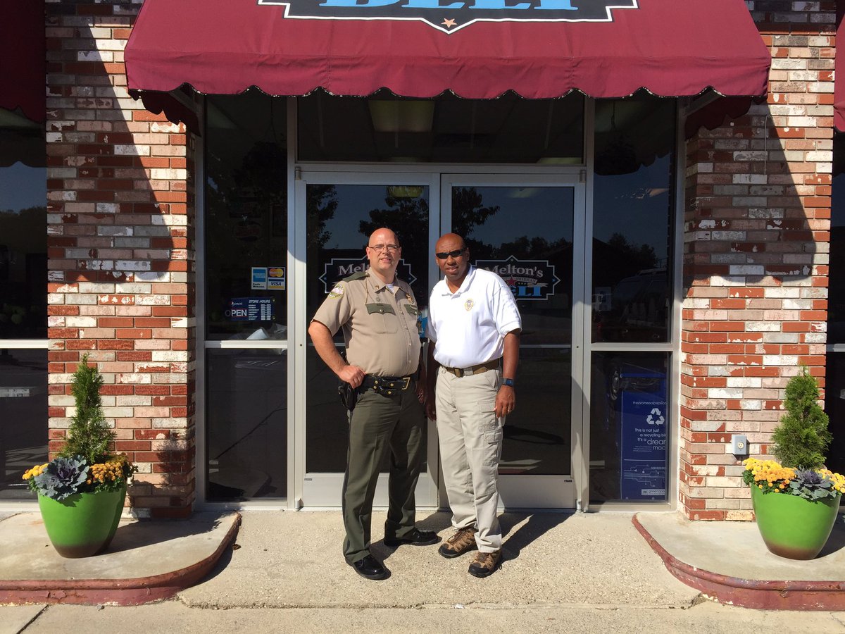 tonyg203's tweet image. It sure was good to see Joey Sparkman, a fellow academy graduate today. #docjt #class240 #meltonsdeli