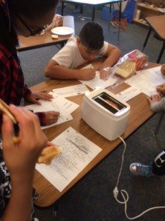 Hoos_In_Tex's tweet photo. I love when my 5th graders work hard. Today energy transformations, tomorrow???? @WEinKaty @MsFoxSays #StormsScience https://t.co/SG7VKdgmUb