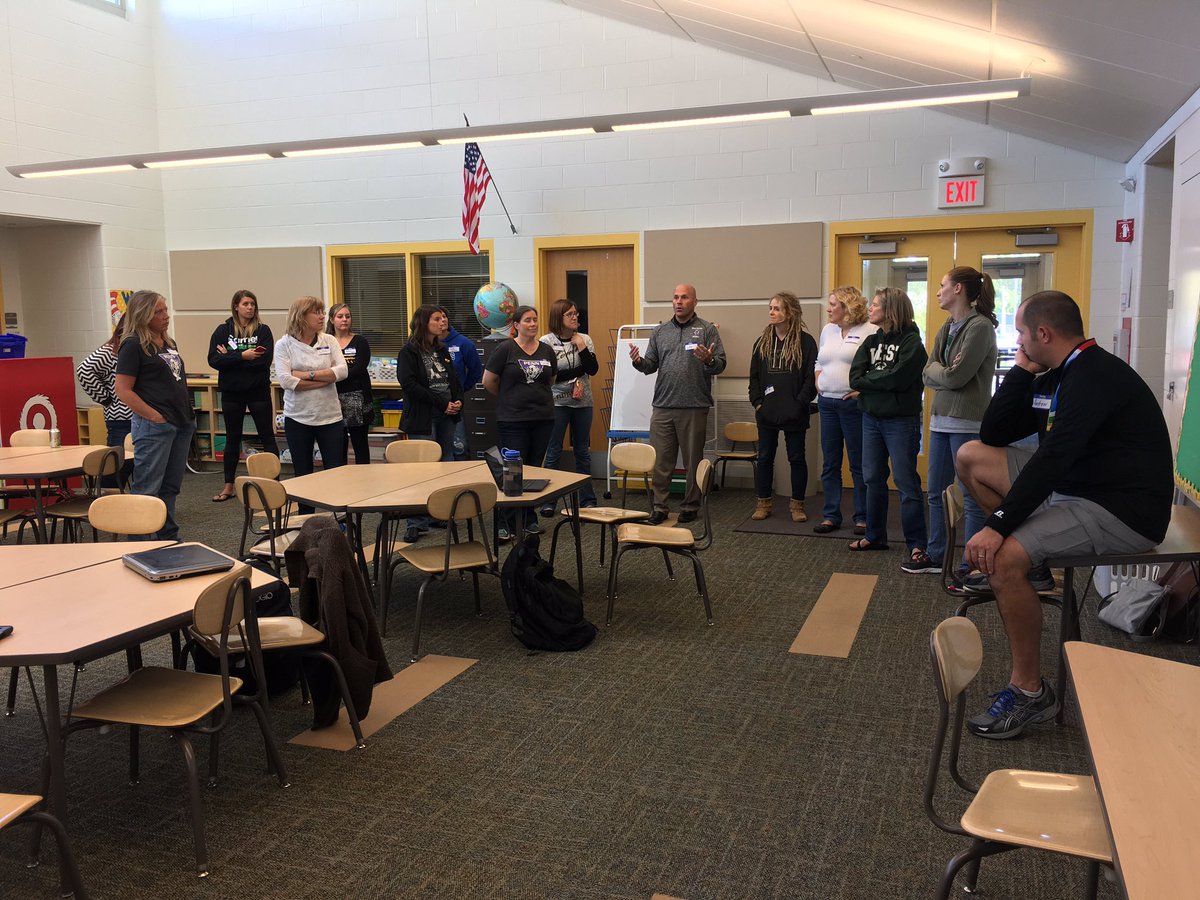 EricEwald_Iowa's tweet photo. Great turn-out. Great discussion for Rocks vs. Sucks #EdCampICCSD #OneTeam https://t.co/aDRUeD7bC6