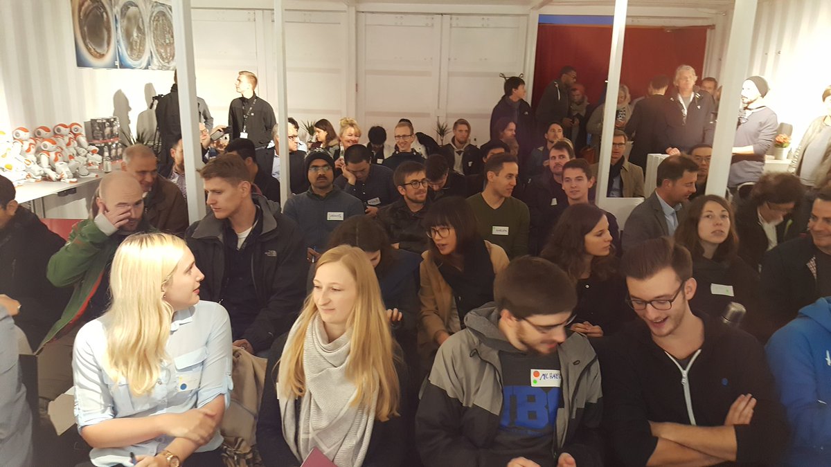 tgau's tweet image. #HackathonHamburg had a great start. #IBMHackathon.