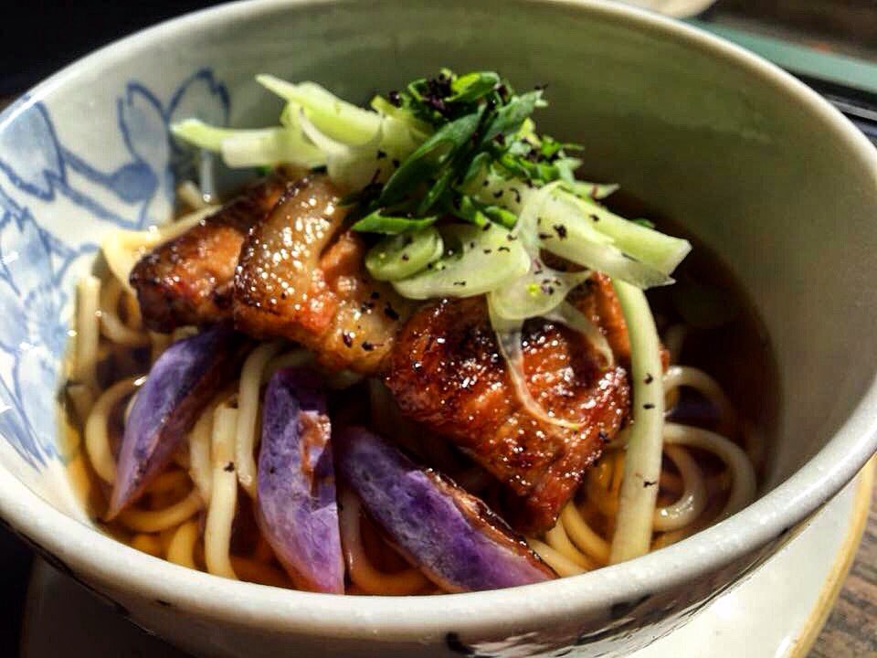 marrowindy's tweet photo. Noodle call!

Pork Belly Udon with roasted purple daikon and braised greens, sweet corn, fennel, cucumber, and fennel dashi. https://t.co/ggO2Wgraih