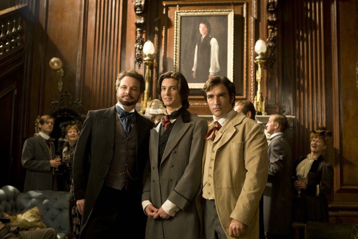 LoboNegroFilms's tweet photo. El Retrato De Dorian Gray (2009) 🎬 https://t.co/R3pN5tjP0o