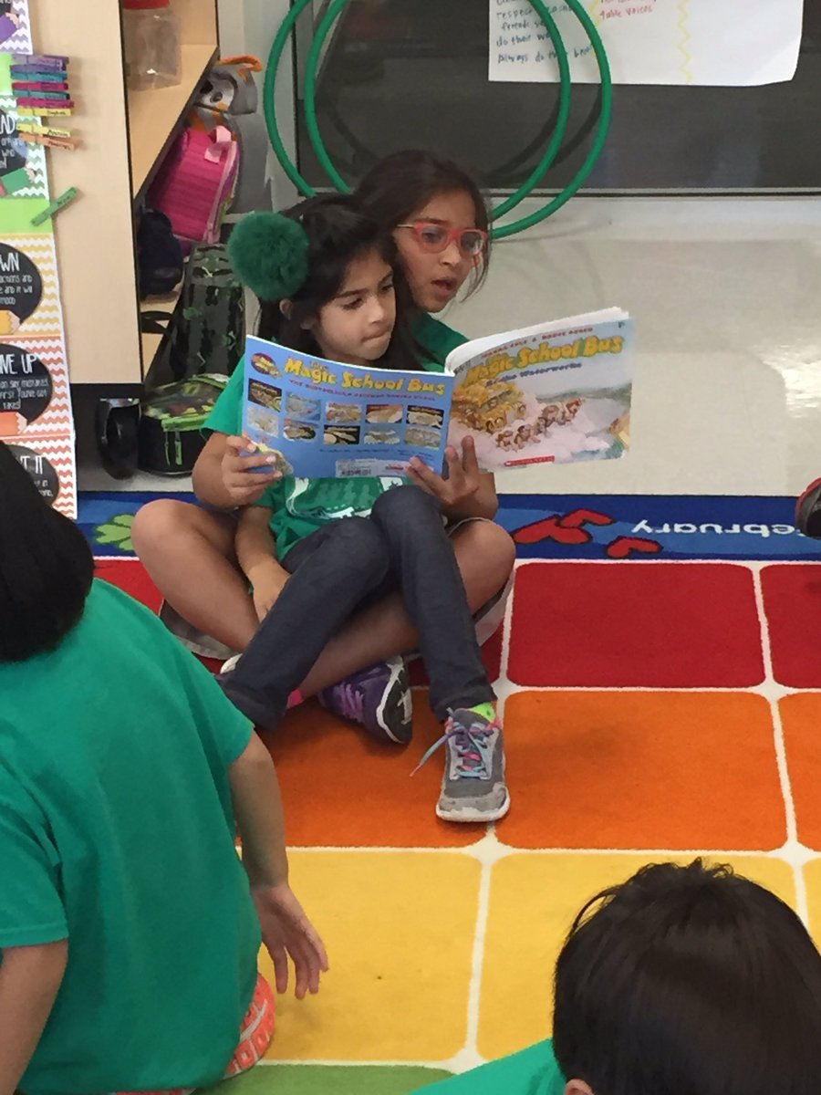OurLittleClass's tweet photo. We love being the big book buddies in @FjeldalsFriends class! https://t.co/E8QGOW9Czw
