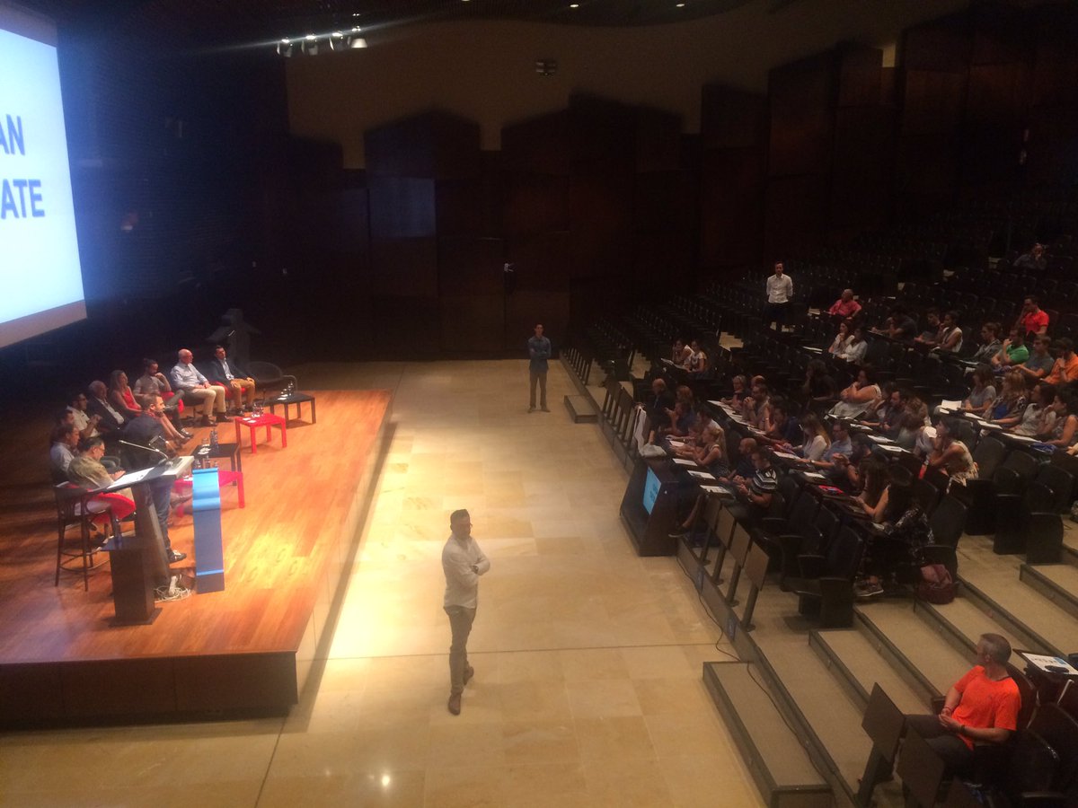 OlimpicaFilms's tweet photo. Hoy hemos estado trabajando para @Fycma en #MLFColfisio gran debate bilingüe. #Fisioterapia #malaga #olimpicafilms https://t.co/FVpvzlyKJb